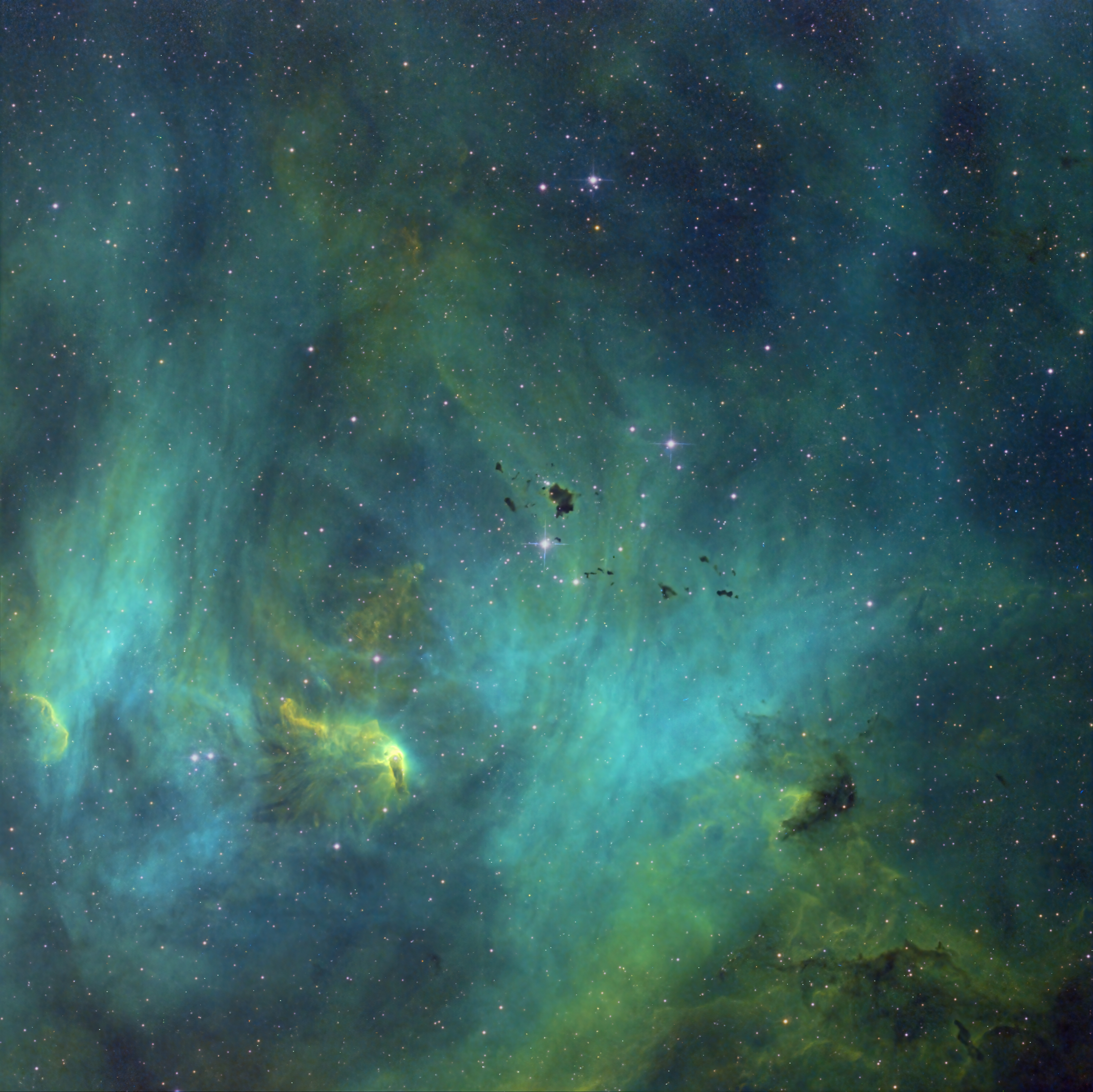IC 2944 là một hình ảnh vô cùng đặc biệt của thiên nhiên, mang đến vẻ đẹp hoàn toàn khác biệt và rất quan trọng cho vũ trụ của chúng ta. Hãy xem hình ảnh liên quan để khám phá thêm về nó và cảm nhận được sức mạnh tuyệt vời của vũ trụ.